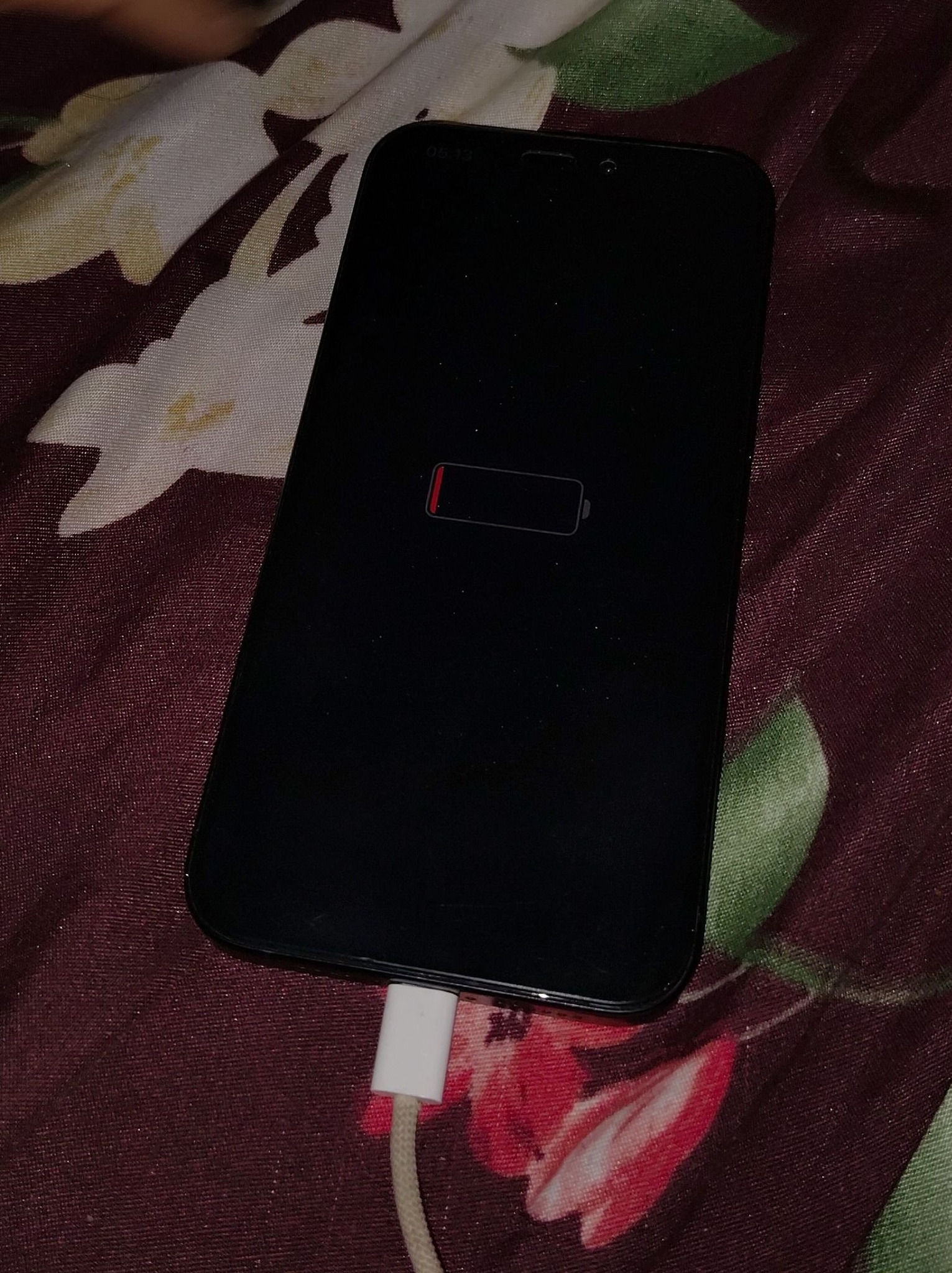 Jin's Daily Apple Trivia: Don’t install iOS 26 Beta 1 on your iPhone 15 series!