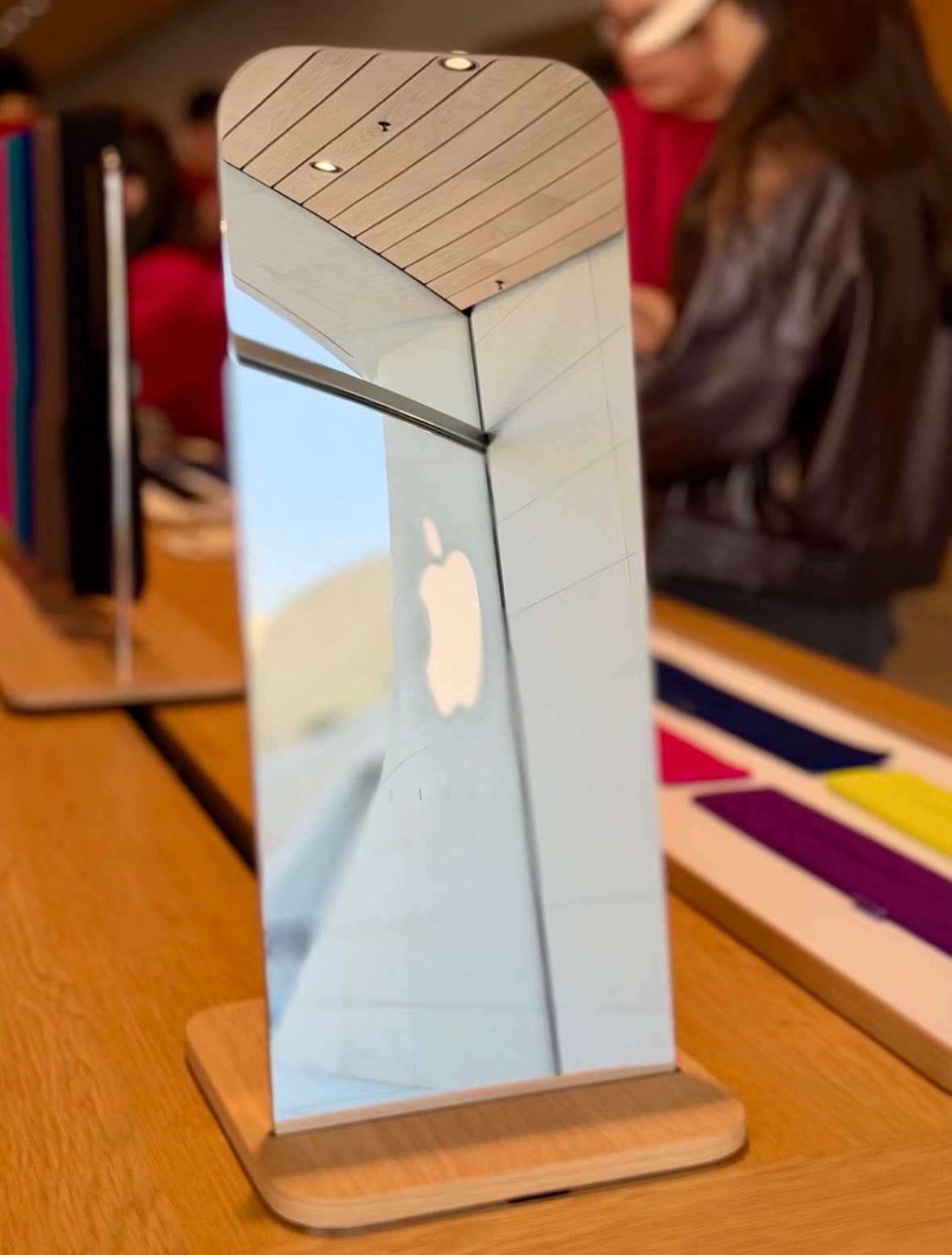 Jin Daily Tech Trivia – Remember the Apple × Issey Miyake Phone Sock?